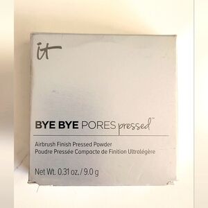 It Cosmetics Bye Bye Pores Press Powder, Translucent